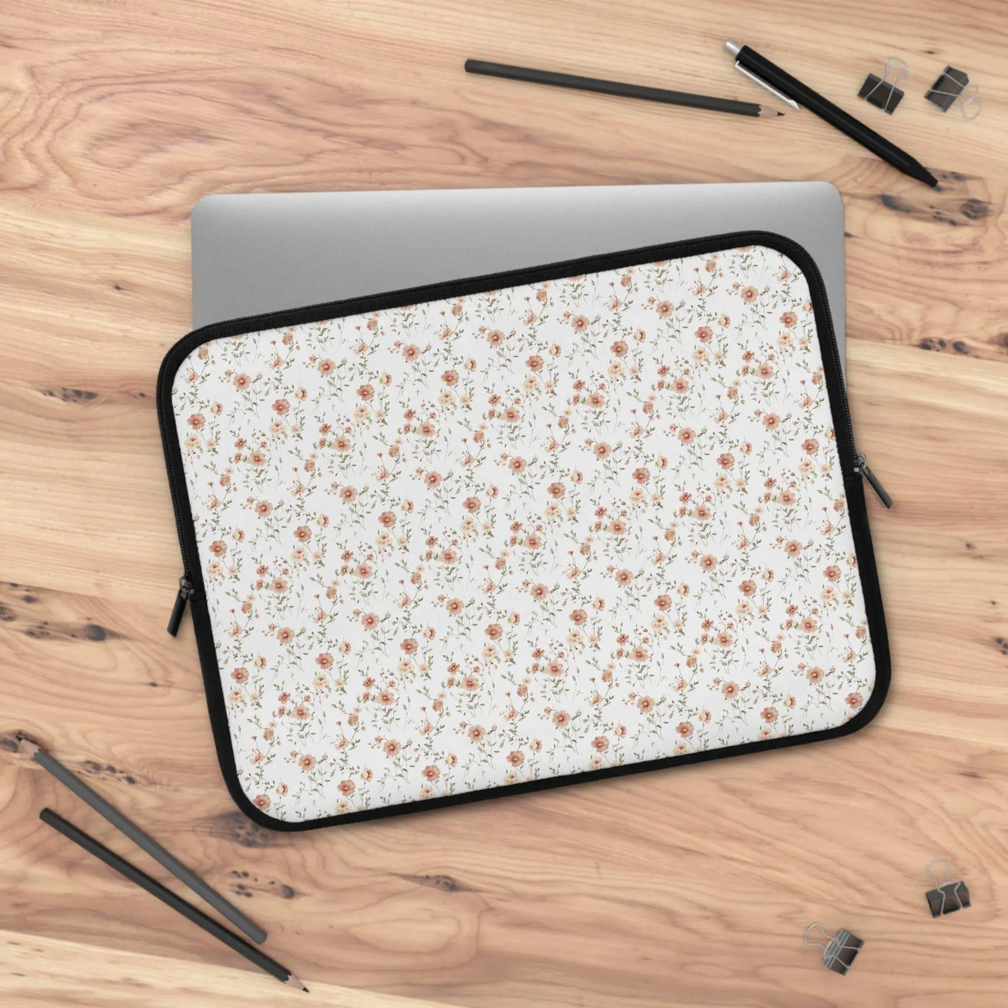 Floral Laptop Sleeve - Stylish Protection for Your Device